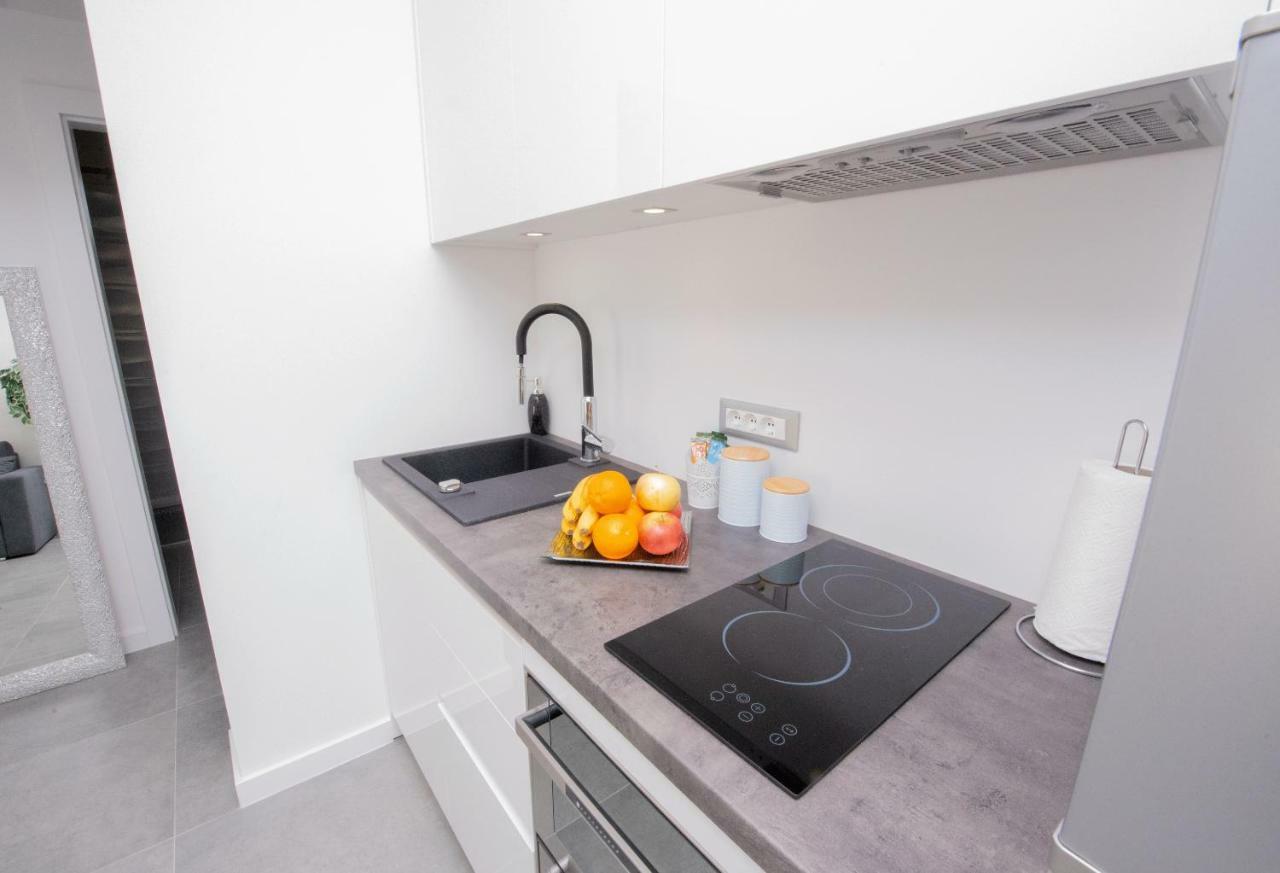 Apartament Holiday Magic Pag Town Zewnętrze zdjęcie